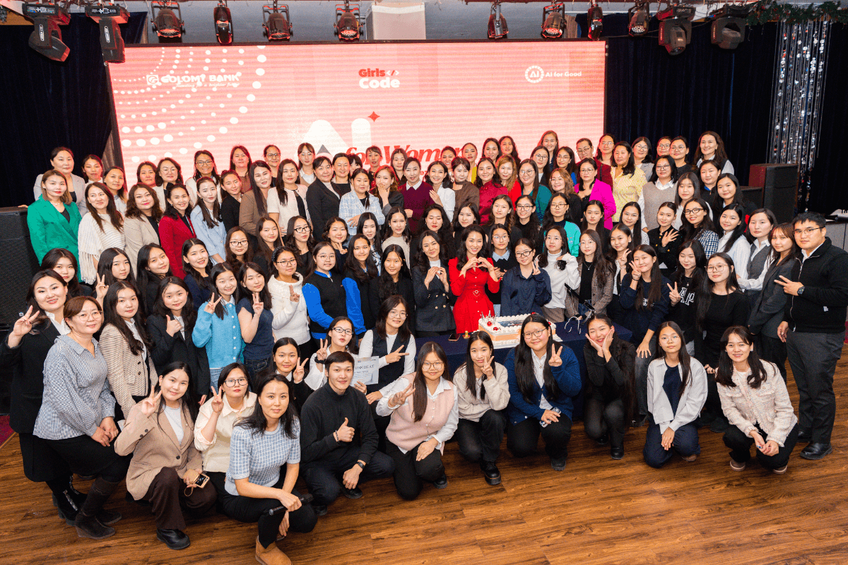 100 Teachers & 100 Girls Complete the AI for Women 100×100 Program